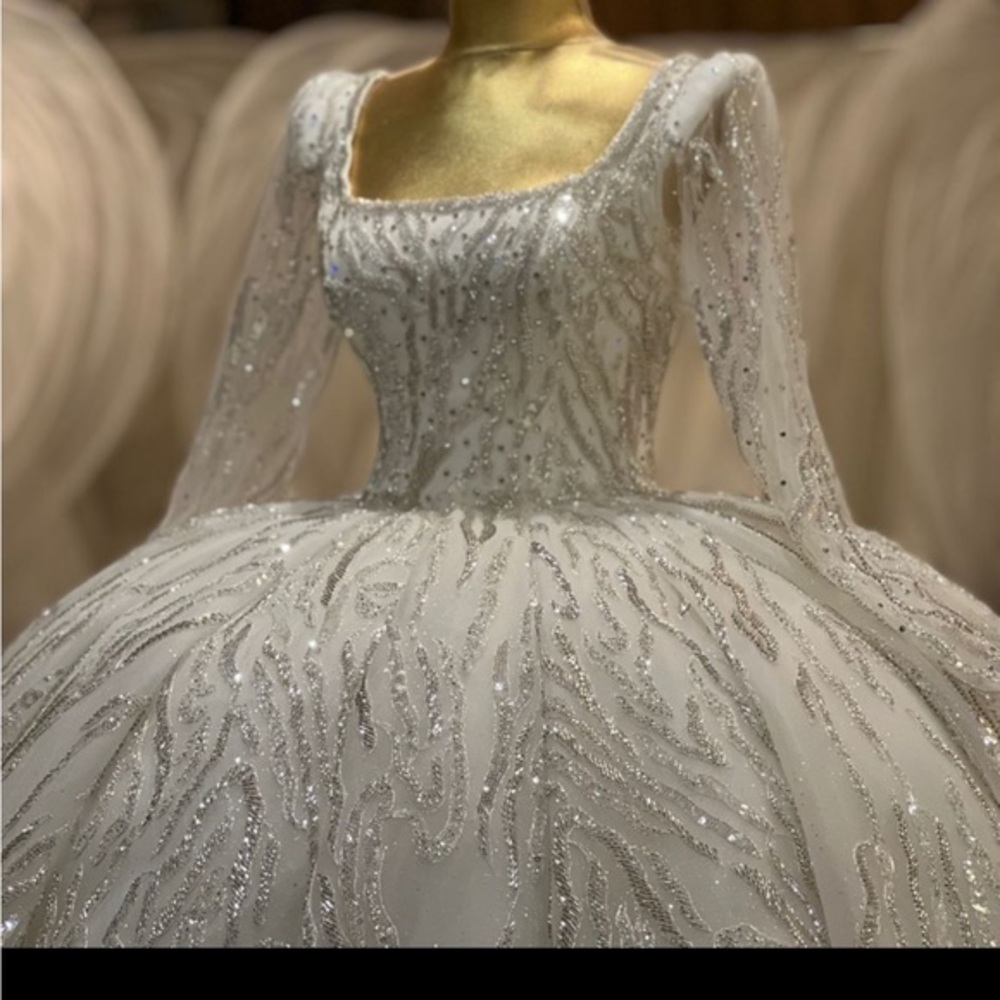 White wedding dress with adjustable straps